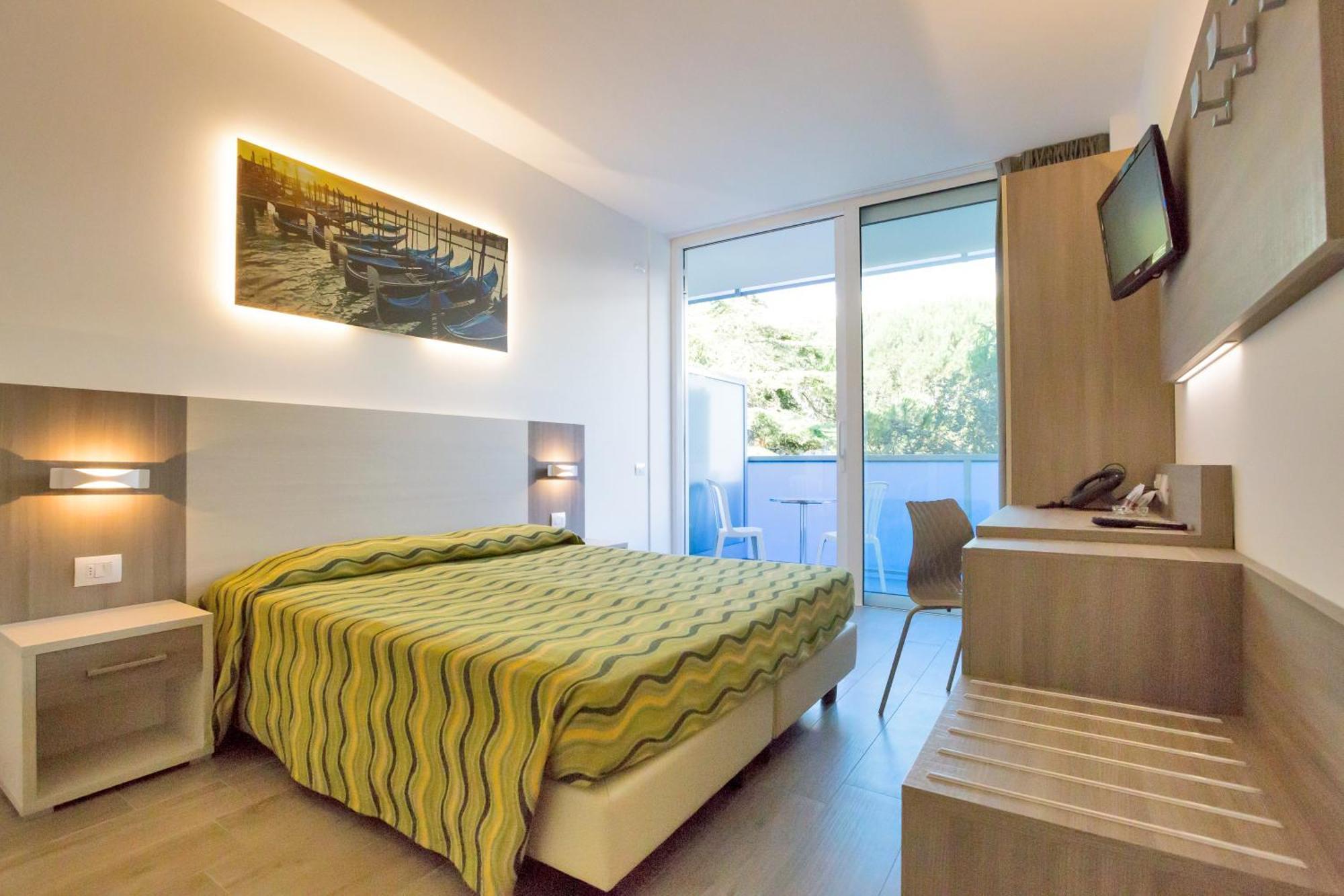 Hotel Montreal Bibione Buitenkant foto