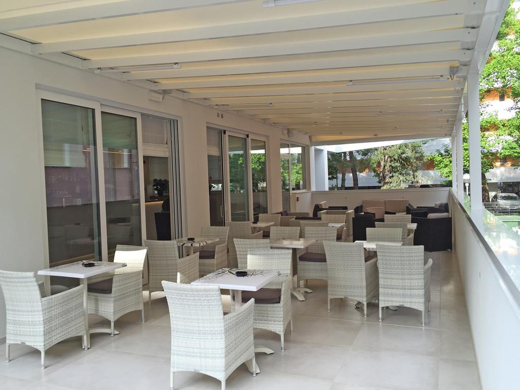 Hotel Montreal Bibione Buitenkant foto